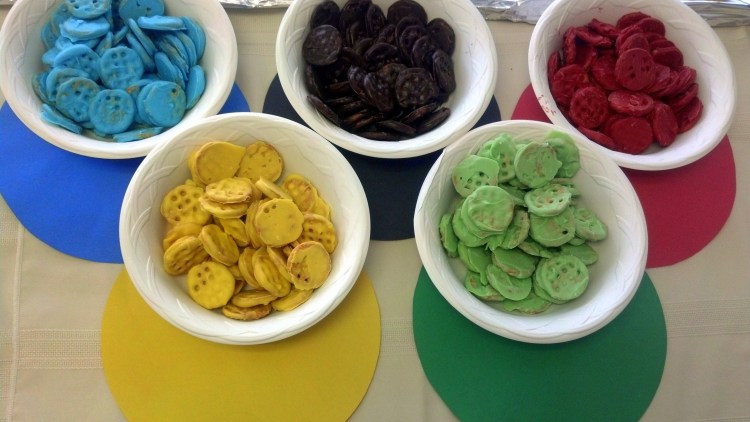 Chocolate Dipped Pretzels - To Die For!