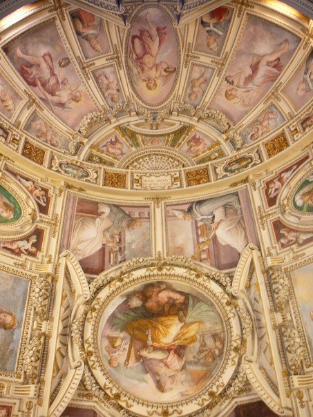 Fresco . . . Not to be confused with Fresca